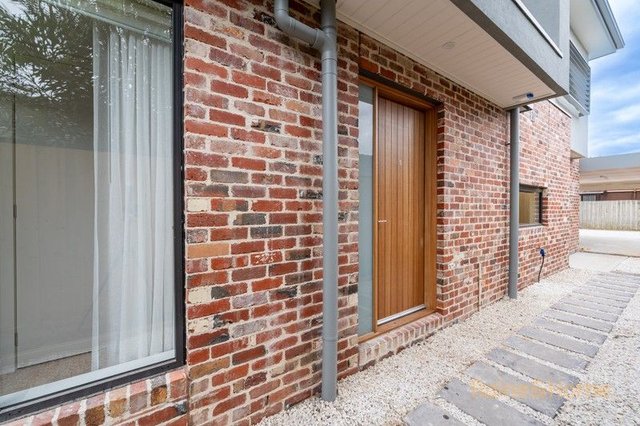 5/8 Arnold Street, VIC 3057