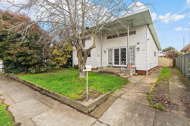 10 Longley Street, VIC 3350