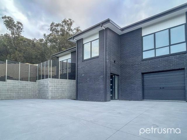 2/18 Lowlynn Court, TAS 7015