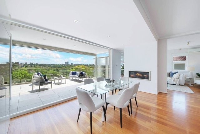 1/6 Ellalong Road, NSW 2090