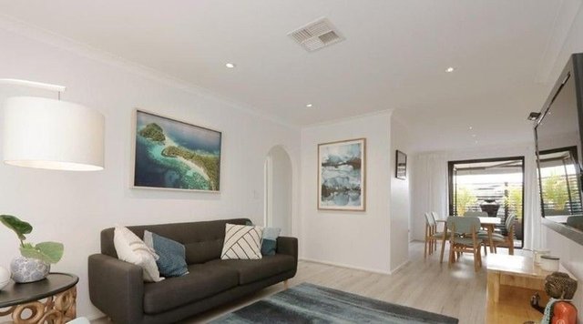 11/17 Alga Street, WA 6019