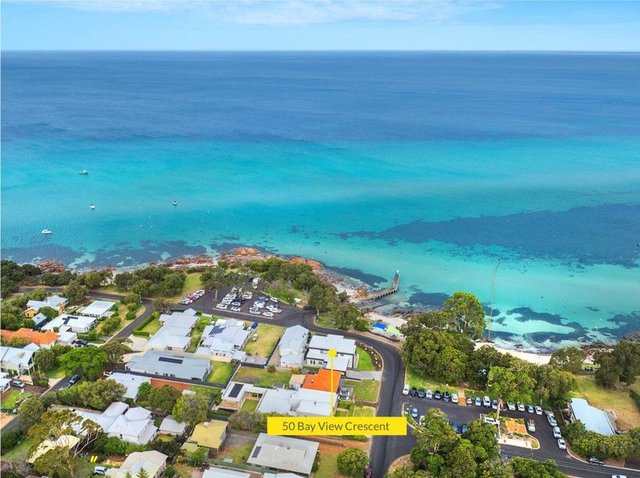 50 Bay View Crescent, WA 6281