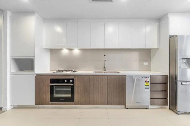 Level 6/5 Northumberland Road, NSW 2144