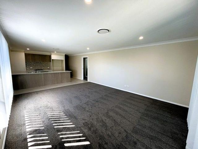 13 Kestral Street, NSW 2340