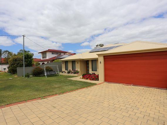 1B Rathbone Road, WA 6148