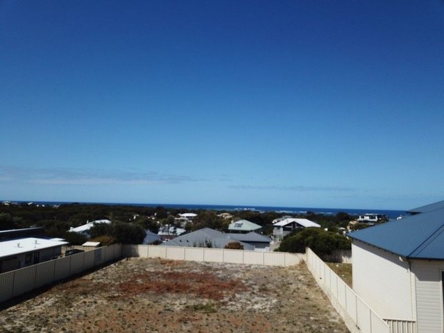 37 Birdwood, WA 6348