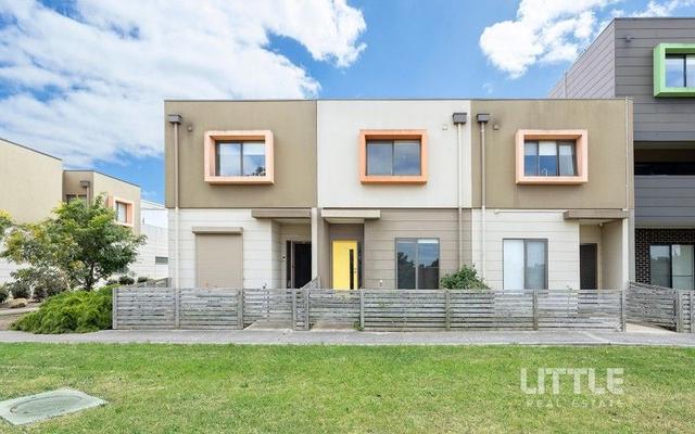 10/1-15 Beddison Road, VIC 3064