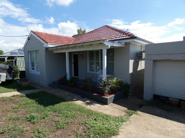 16 Flanders Avenue, NSW 2333