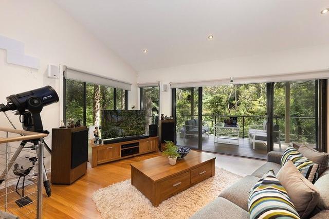 25 Cooper Crescent, NSW 2076