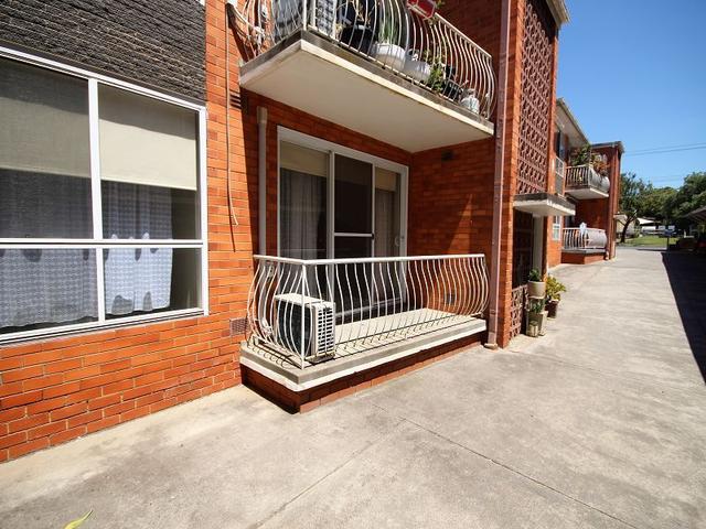 4/57 Hyde Street, VIC 3011