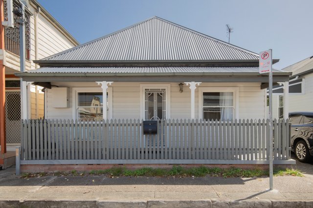 5 Brien Street, NSW 2291