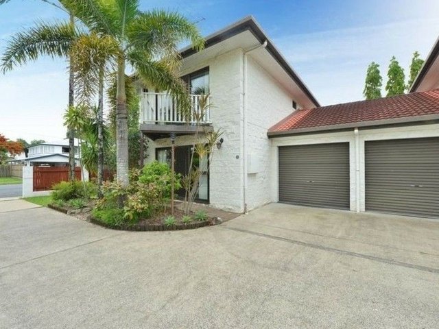 1/14 Rowe Street, QLD 4870