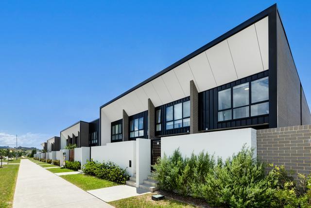2a/15 Harold White Avenue, ACT 2611