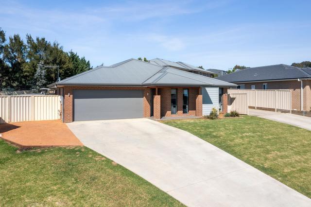 7 Swan Loop Dr, NSW 2580