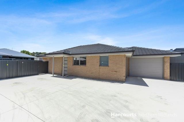 2/18 Zircon Place, TAS 7300