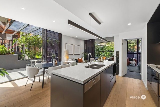 101/155 Moray Street, QLD 4005