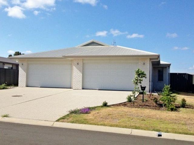 1/35 Hurse Street, QLD 4413