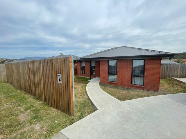 10 Bradman Street, TAS 7019