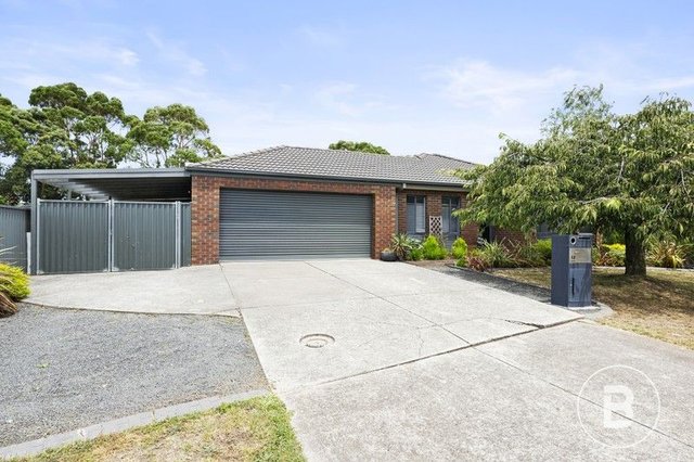 13 Douglas Close, VIC 3352