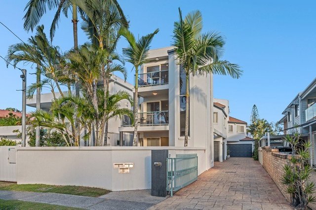 1/8 Santa Monica Road, QLD 4220