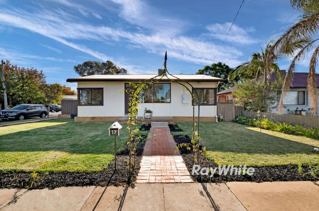 17 Mimosa Avenue, VIC 3500
