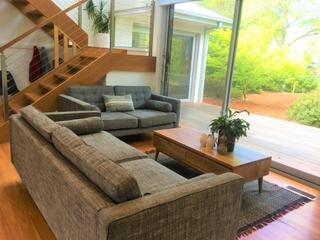 Lounge Room (2017-11-02)