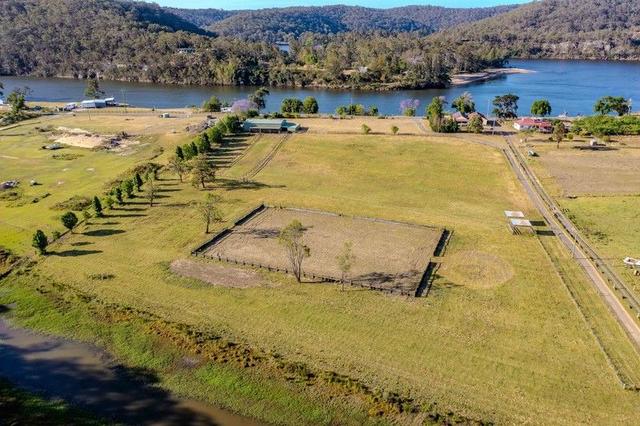 825 River Road, NSW 2756