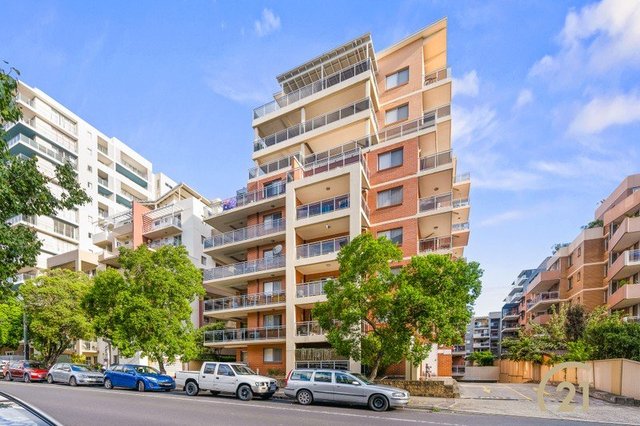 12/8-10 Lachlan Street, NSW 2170