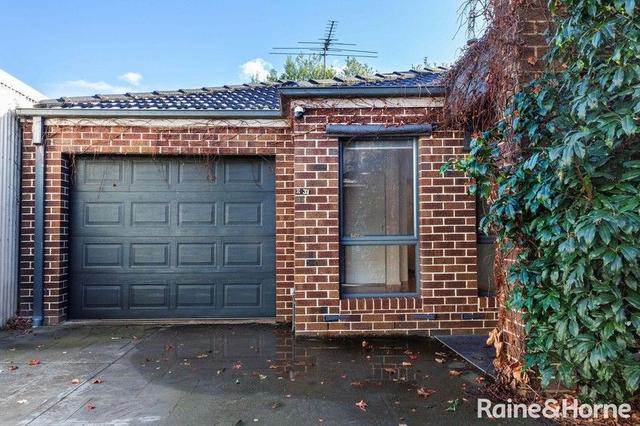2/31 MacDonald Avenue, VIC 3025