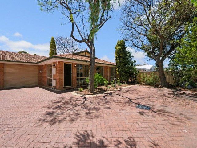 5/4 Mount Henry Road, WA 6152