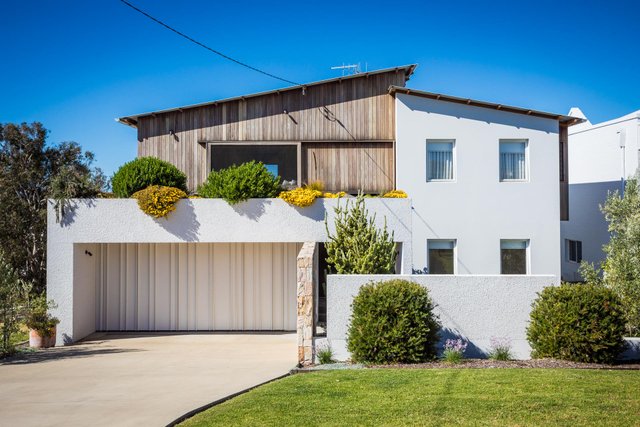 14 Francis Hollis Drive, NSW 2550