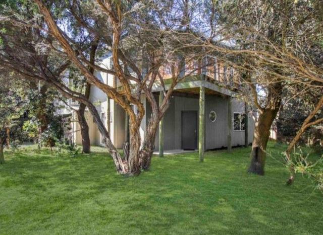 10 Beresford Drive, VIC 3925