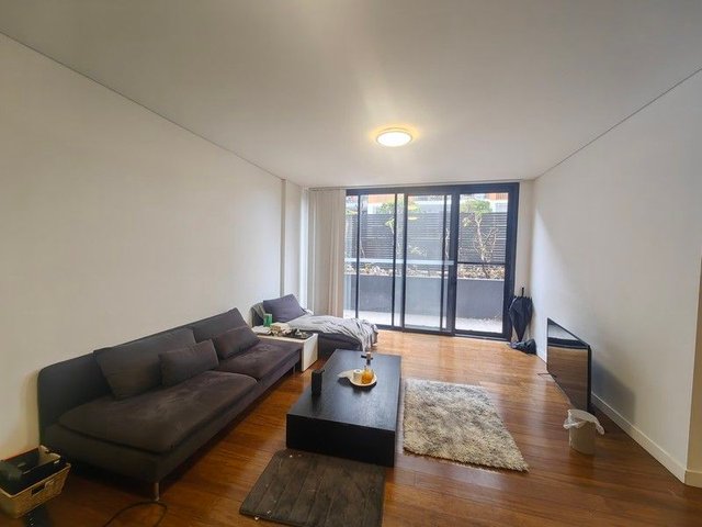 2/15A Porter Street, NSW 2112