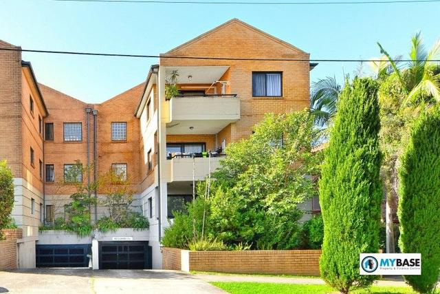 1/54 Melvin St, NSW 2209