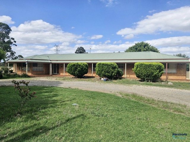 240 Luddenham Road, NSW 2748