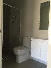Bathroom (2015-08-20)