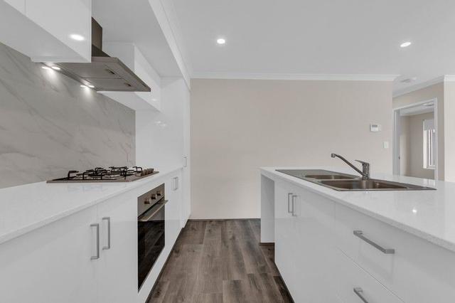 7 Tabley View, WA 6180