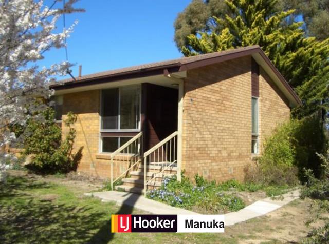 10 Brooke Place, ACT 2903