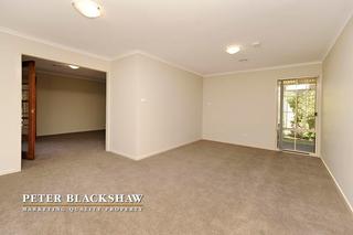 Family to lounge (2013-03-20)
