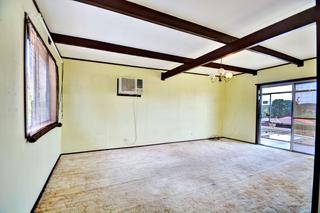 Upstairs Living / Dining