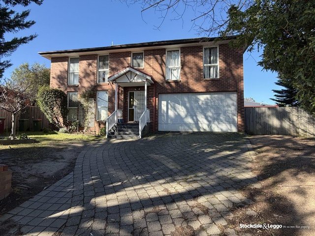 11 Throsby Court, VIC 3802