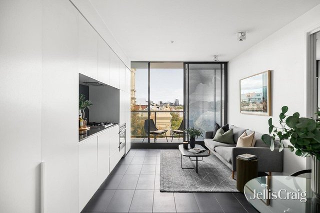 402/7 King Street, VIC 3181