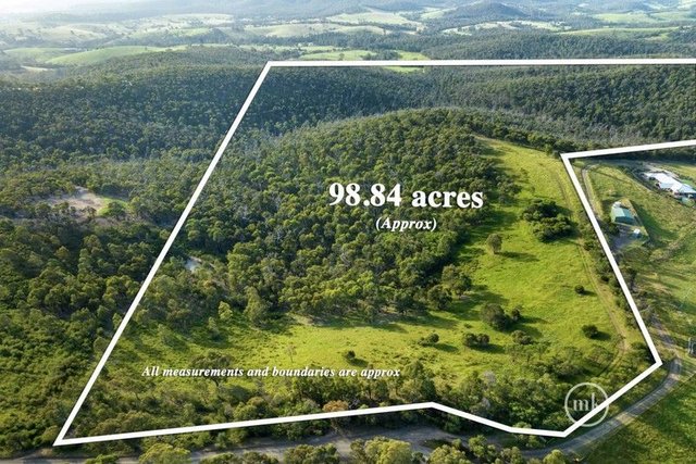 215 Jacksons Road, VIC 3761