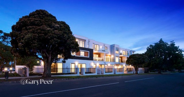 14/2 Dunoon Street, VIC 3163