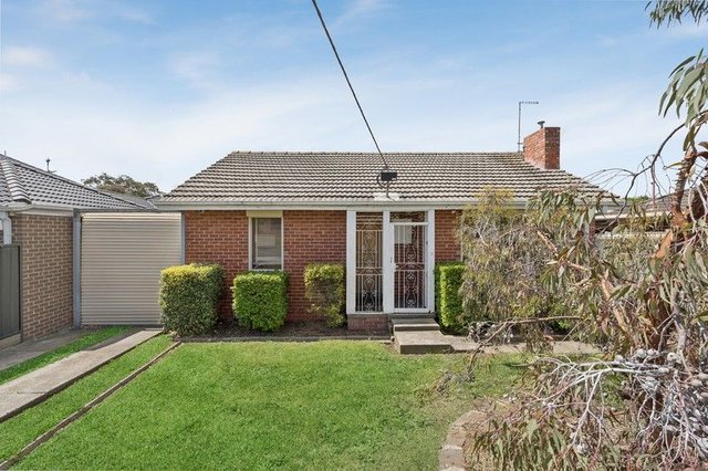 36 Charlton Crescent, VIC 3073