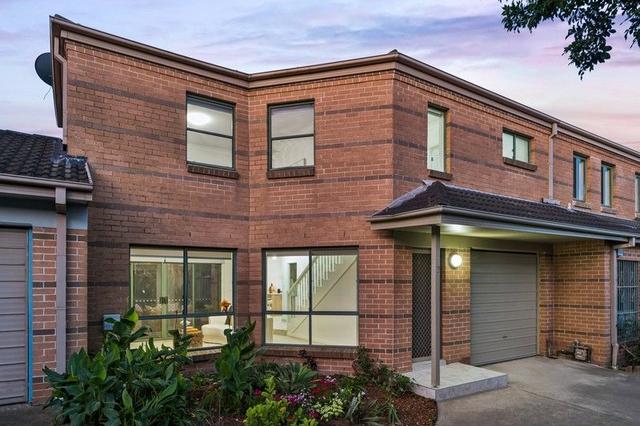 3/114 Highclere Avenue, NSW 2196