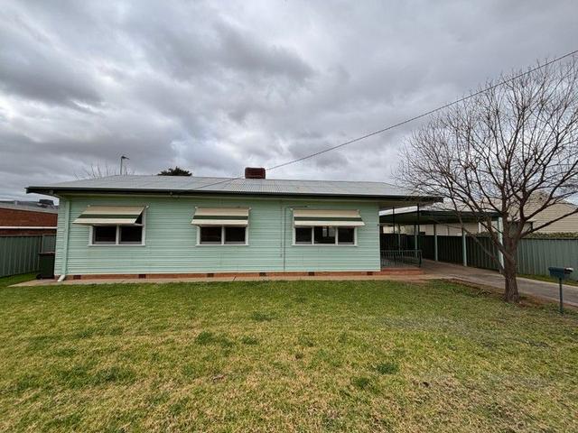 4 Gipps Street, NSW 2830