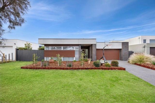 13 Ballyliffen Crescent, VIC 3228