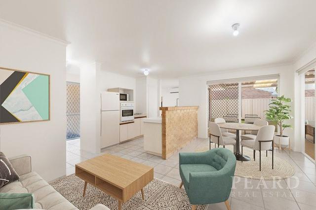 4/4 Leslie Street, WA 6107