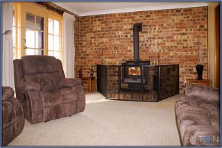Lounge Room (2014-12-15)